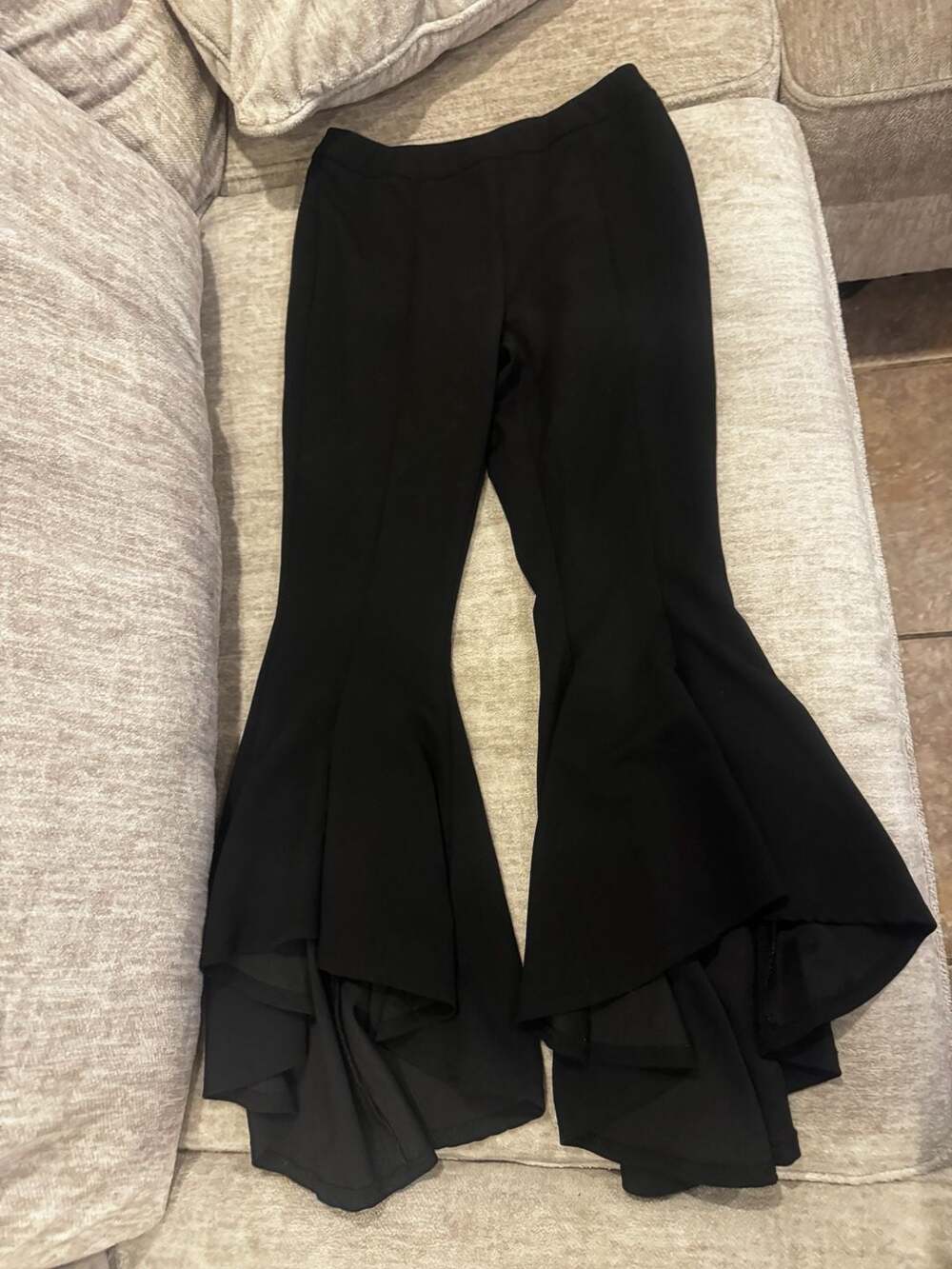 Cato Black High Waist Ruffle Hem Flare Leg Pants Size S